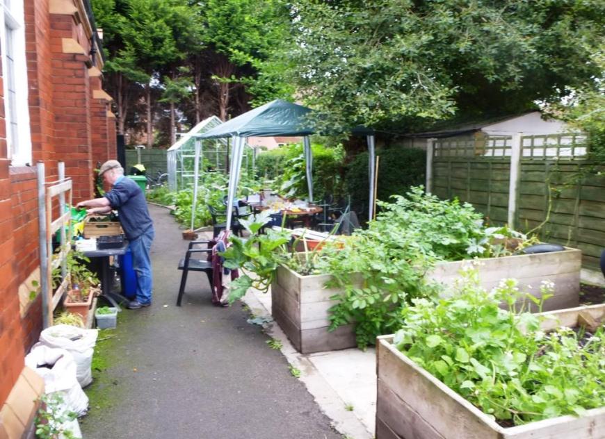 cgn garden 20 Sep 02